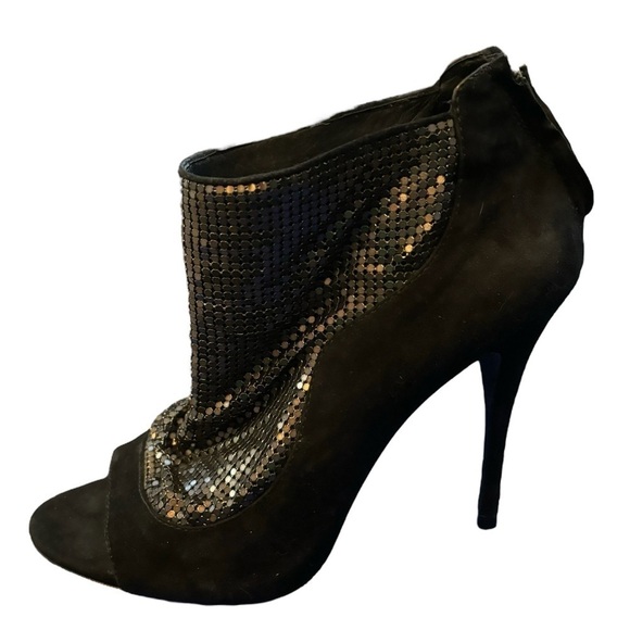 Elizabeth and James Black Suede Silver Metallic Peep Toe Heeled Booties Size 7.5 - Picture 4 of 9